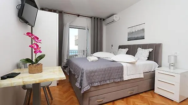 Zora Affittacamere 3*