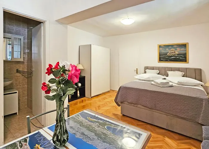 Zora Affittacamere Makarska