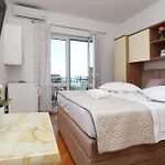 Zora Makarska