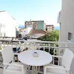 Zora Guest house