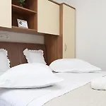 Zora Guest house Makarska