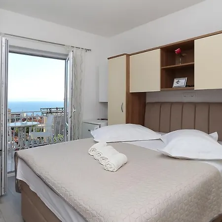Zora 3* Makarska
