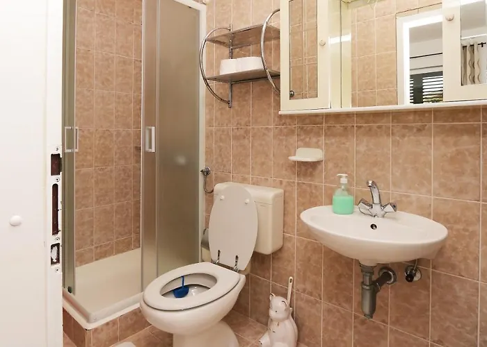 Zora Konukevi Makarska