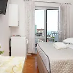 Casa de hóspedes Zora 3*
