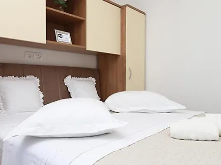 Zora Affittacamere Makarska